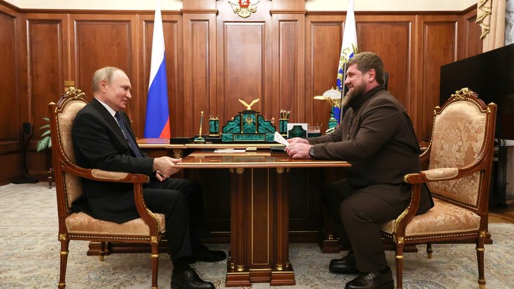 Vladimir_Putin_with_Ramzan_Kadyrov_(2023-03-13)_1