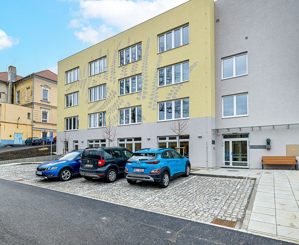 Budova komunitního domu pro seniory ve Volyni