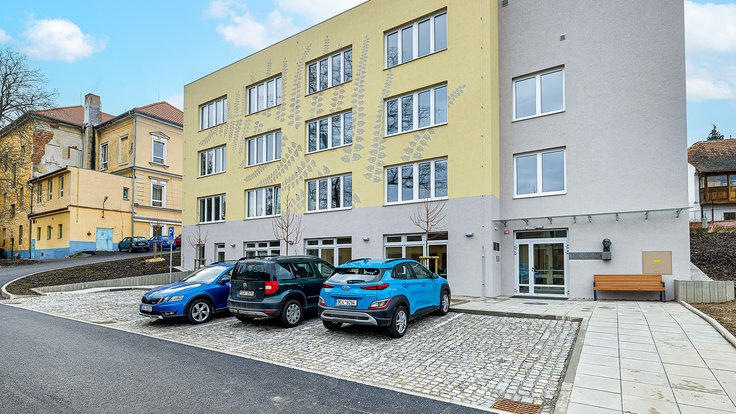 Budova komunitního domu pro seniory ve Volyni