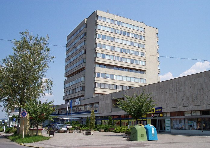 Vysoké_Mýto,_Budova_Irisbusu