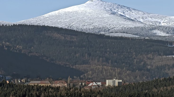 Widok_na_Śnieżkę_-_panoramio