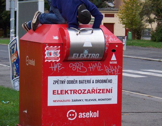 Zahradní_Město,_vybírač_elektroodpadu šjů wiki