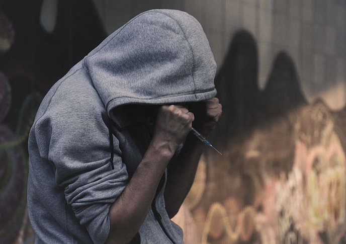 addict-the-dependence-of-drug-addiction-addiction-preview