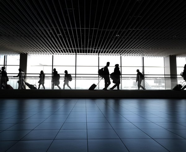 airport-4120835_1280