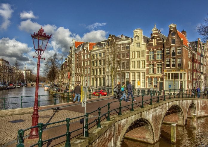 amsterdam-686460_1280