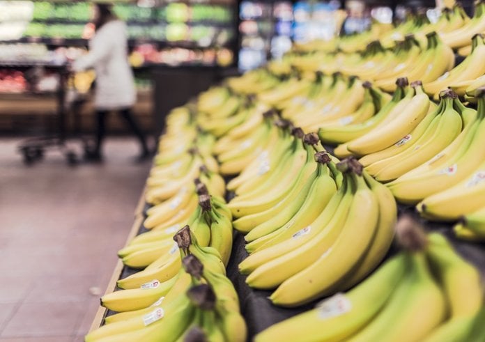 bananas_fruits_grocery_healthy_market_organize_organized_supermarket-971070