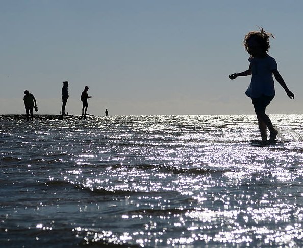 beach-sun-summer-cuxhaven-preview