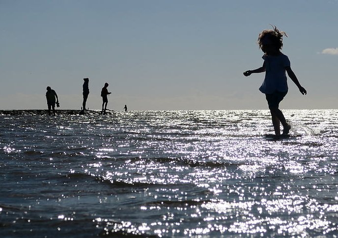 beach-sun-summer-cuxhaven-preview