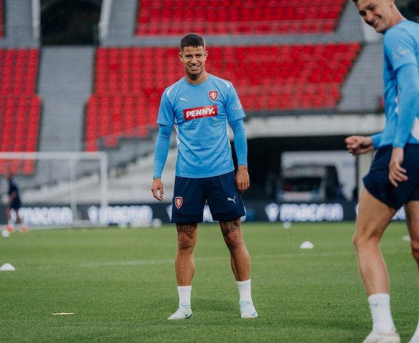 Čeští legionáři v Bundeslize Adam Hložek a Patrik Schick.