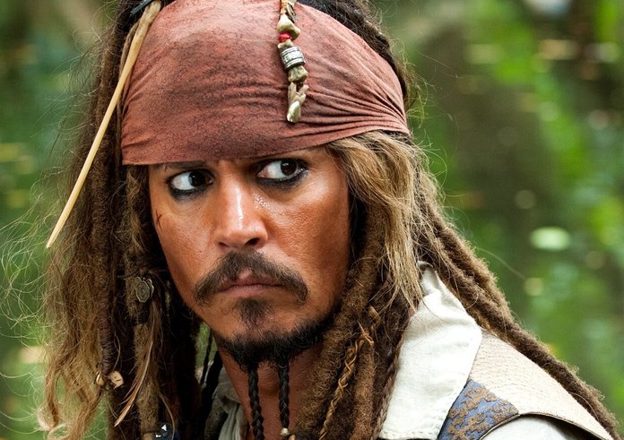 Johnny Depp jako pirát Jack Sparrow