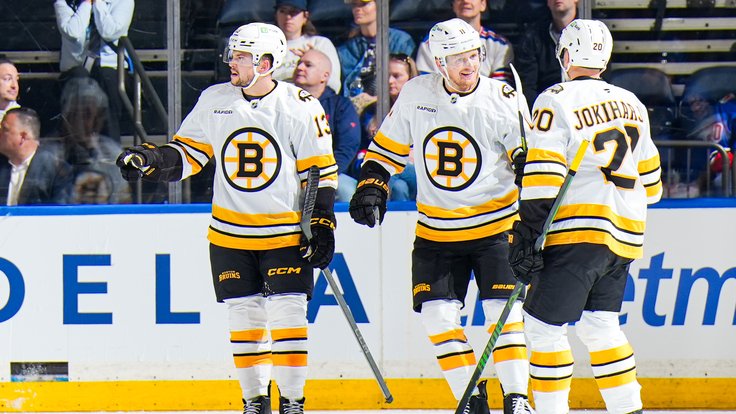 Matěj Blümel (vlevo) se spoluhráči z Bostonu