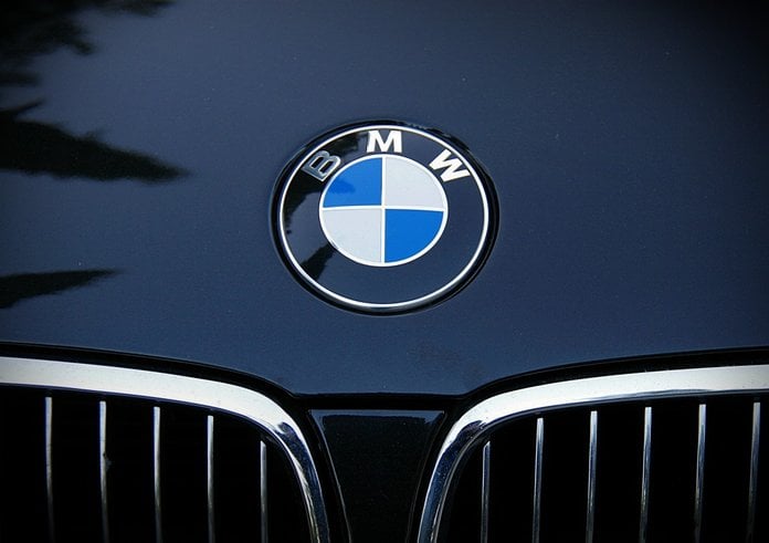 bmw_car_car_brand_bmw_emblem_frontal-1038385