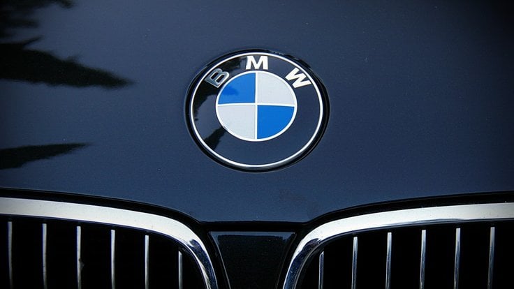 bmw_car_car_brand_bmw_emblem_frontal-1038385