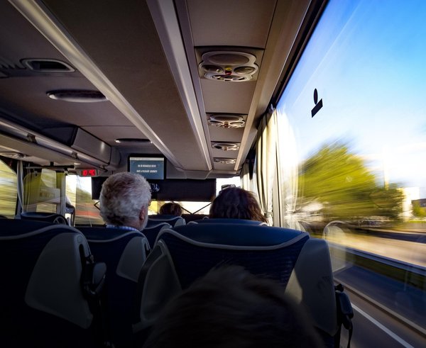 bus-2678668_1280