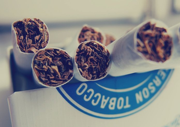 cigarettes-923183_1280