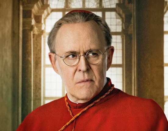 John Lithgow ve filmu Konkláve (2024)