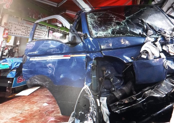 d4bde562-8913-444e-88bb-b912cf9c8e25