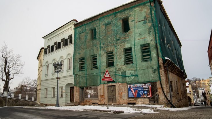 Zchátralý dům ve Frýdku-Místku