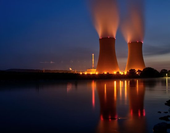 energy-nuclear-power-plant-grohnde-weser