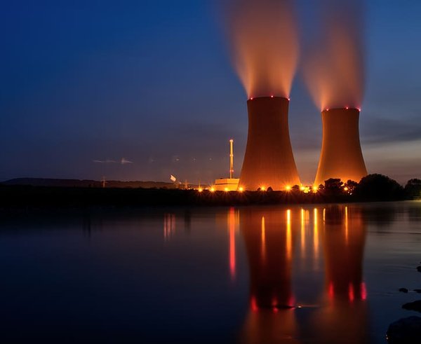 energy-nuclear-power-plant-grohnde-weser
