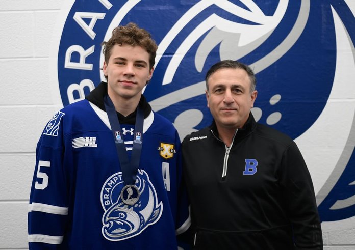 Jakub Fibigr přivezl do Bramptonu stříbrnou medaili