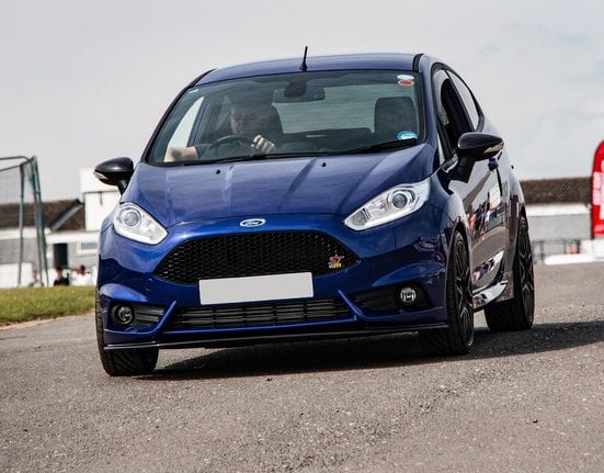 ford-fiesta-st-gca7fa8992_1920