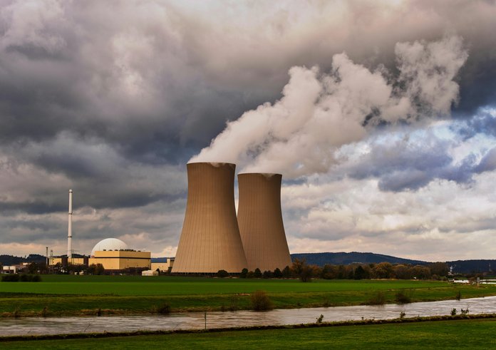 free-photo-of-nuclear-power-plant