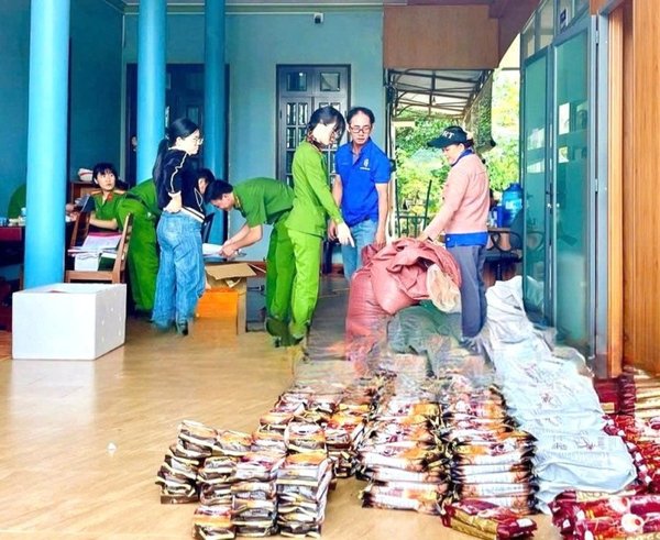 gia-lai-authorities-raid-factory-over-fake-coffee-production-9906d34f10a2475a913966cd7903c0a6-1723