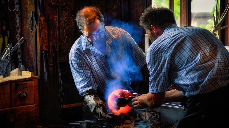 glassblowing-6917877_1280
