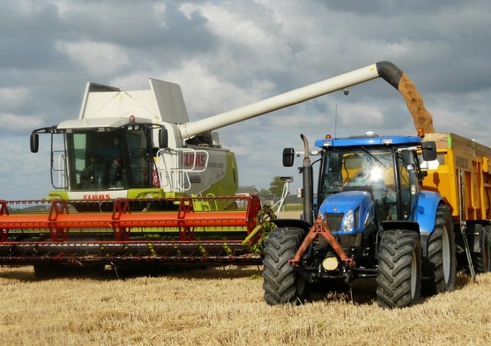 harvest_grain_combine_arable_farming_harvest_time_agricultural_vehicles_field_grain_wheat-572422