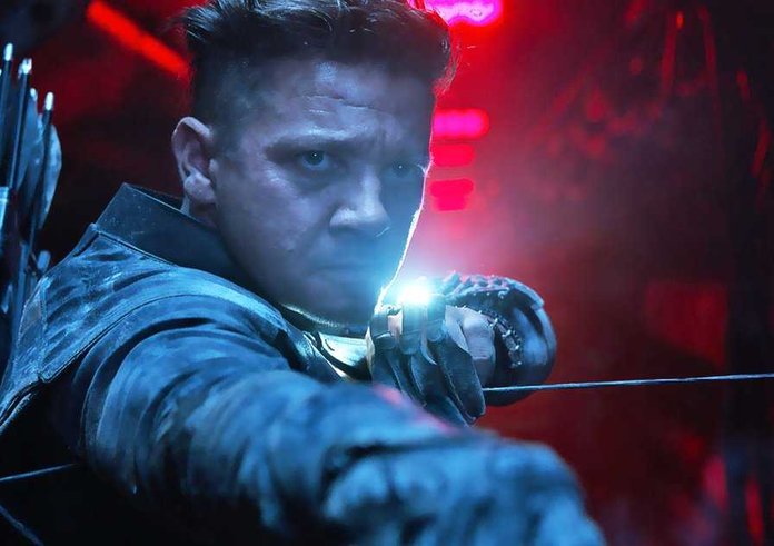 Jeremy Renner jako Hawkeye.