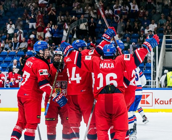 Češi obhajují na Hlinka Gretzky Cupu stříbrné medaile