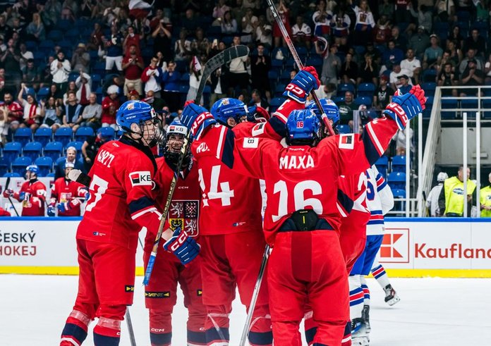 Češi obhajují na Hlinka Gretzky Cupu stříbrné medaile