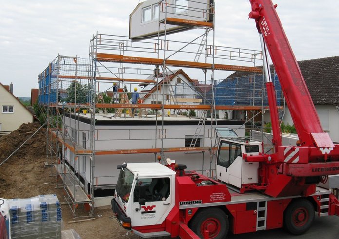 house_construction_new_building_single_family_home_site_material_building_material_iron_rods_build-617753