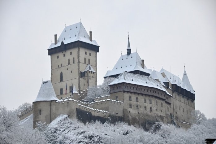 Zimní Karlštejn.