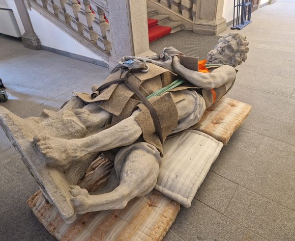 Samson míří na Pražský hrad