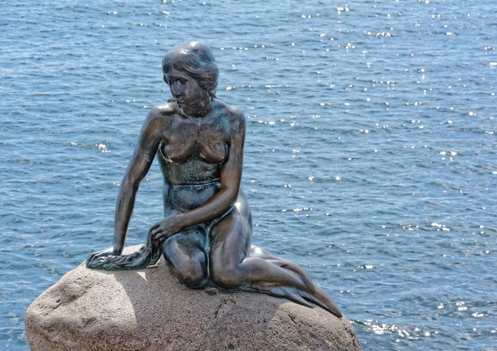 Socha mořské panny v Kodani.