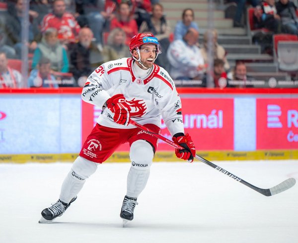 Ondřej Kovařčík si poranil proti Kladnu ruku