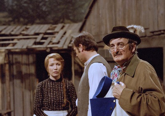 krkonošské-pohádky-zdeněk-řehoř-hana-maciuchová-česká-televize-672x378