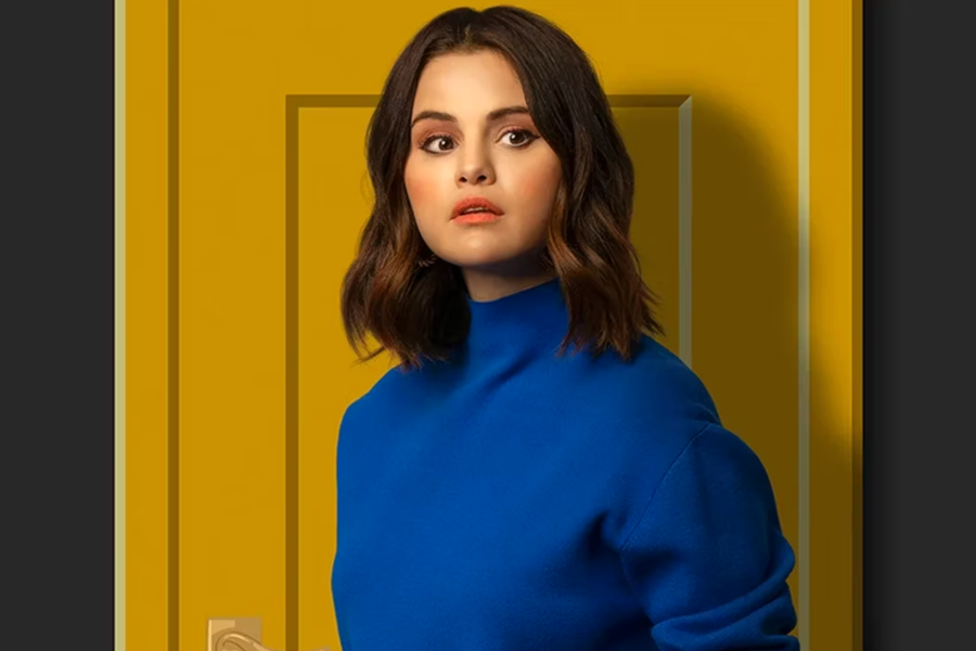Selena Gomez na plakátu k seriálu Only Murders in the Building.