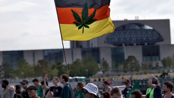 V Německu zlegalizovali marihuanu