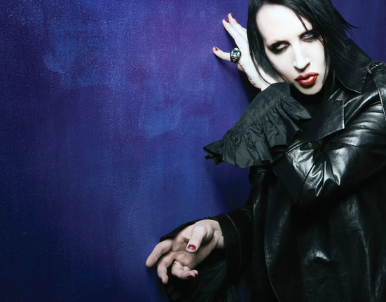 marilyn-manson-muzhchina-pevets-makiiazh