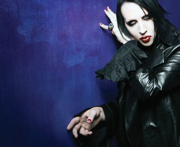 marilyn-manson-muzhchina-pevets-makiiazh