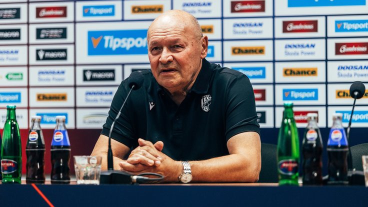 Miroslav Koubek před zápasem se Servette Ženeva.