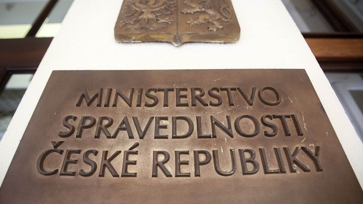 ministerstvo-spravedlnosti-cr-plaketa