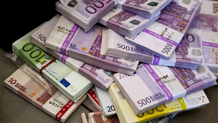 money-euro-cash-currency