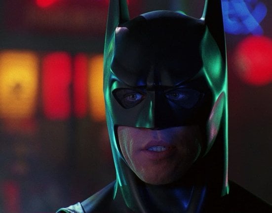 Val Kilmer jako Batman (snímek Batman navždy z roku 1995)