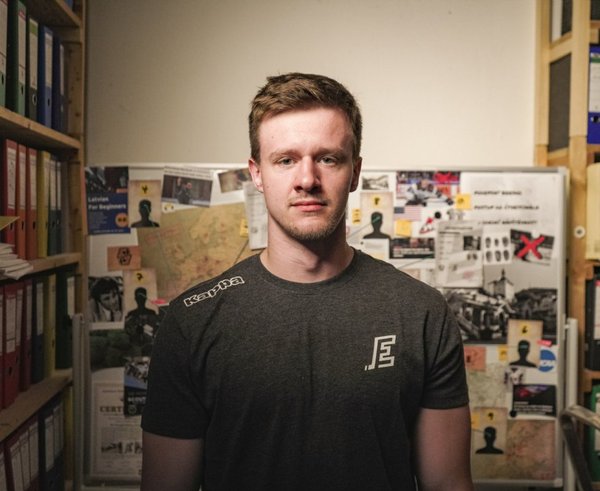 Josef Myšák přichází do Karlových Varů