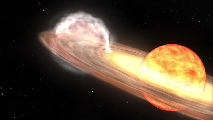 Vizualizace kosmické exploze bílého trpaslíka poblíž červeného obra.