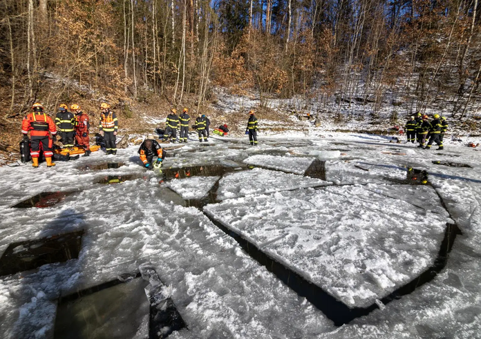 otuzovani-nestesti-marsov-lom